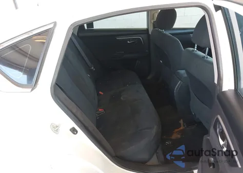 2015 Nissan Altima 2.5/2.5 S/2.5 Sl/2.5 Sv из США, поврежденный, VIN 1N4AL3AP9FC210974